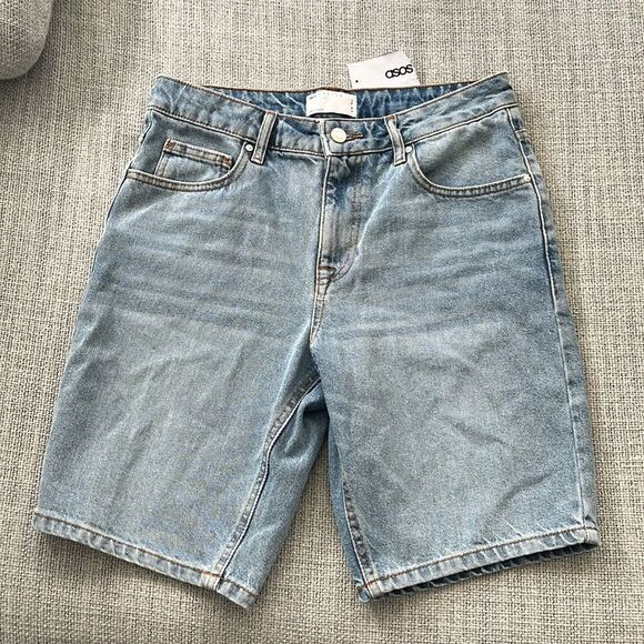 Asos Design Bermuda Jean Shorts Womens Size 30‎ inches Medium Small - Picture 1 of 7